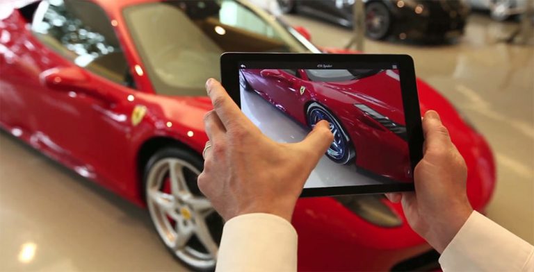 Ferrari Perkenalkan Aplikasi Augmented Reality Showroom