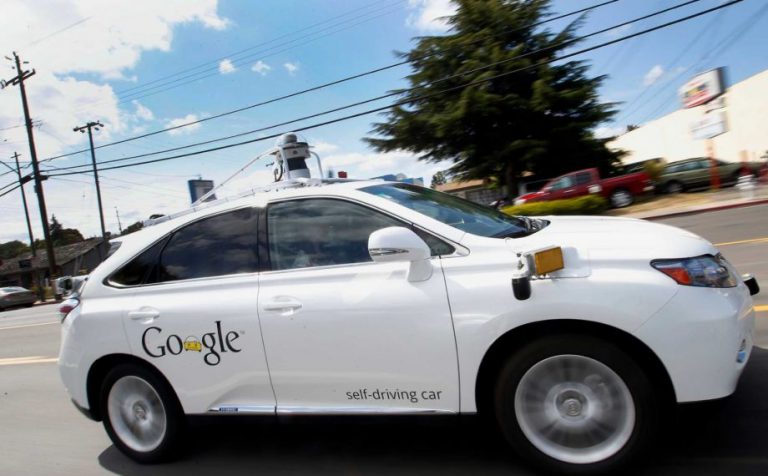 Google: Insiden Pertama dengan Korban Cidera Bukan Kesalahan Mobil Self-Driving