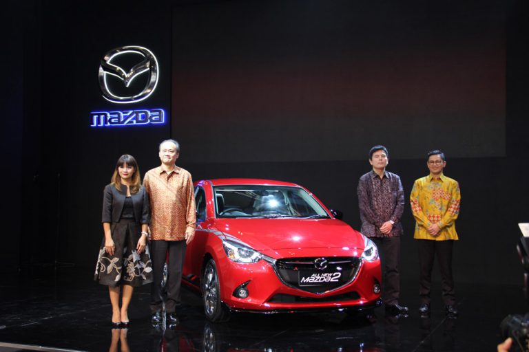 Mazda Perkenalkan New Mazda 2 dan Biante versi Limited Edition