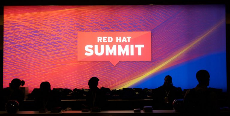 Red Hat Bahas Solusi Bisnis dengan Trend Technology di Red Hat Summit 2015