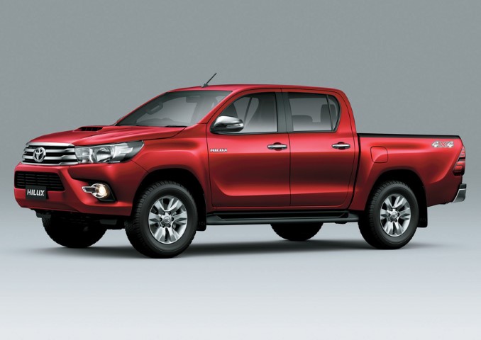 Selama 2015, Toyota Hilux Sudah Terjual Lebih dari 4.800 Unit