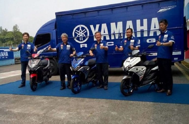 Untuk Pria Sporty, Yamaha Resmi Boyong Skutik Aerox 125LC ke Indonesia