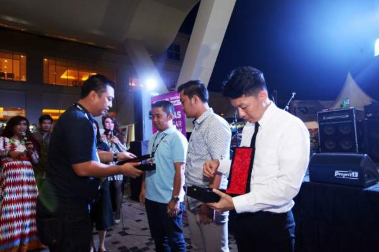 Toyota All New Sienta Jadi Bintang di GIIAS Makassar Auto Show 2016