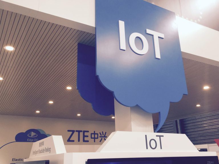 ZTE Hadirkan Teknologi NFV dan IoT Terbaru untuk Operator Telekomunikasi Indonesia