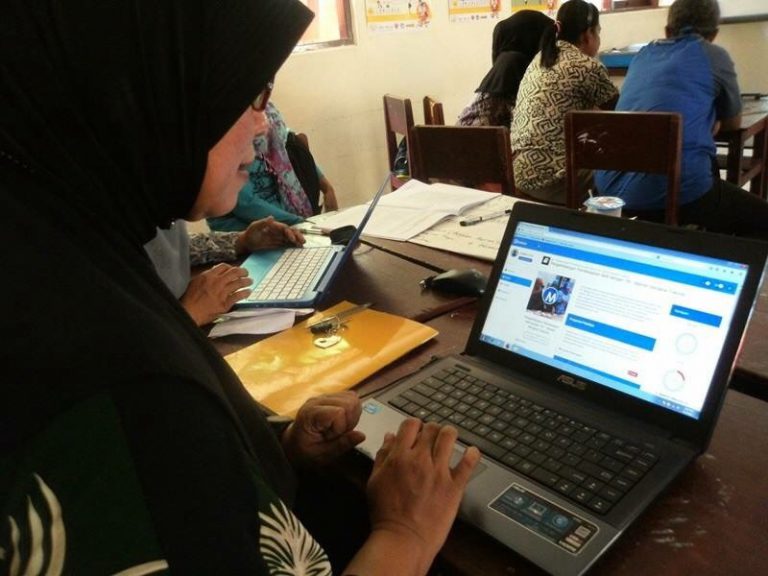 Terima Donasi dari Microsoft, Kelase Terus Bantu Para Guru di Indonesia