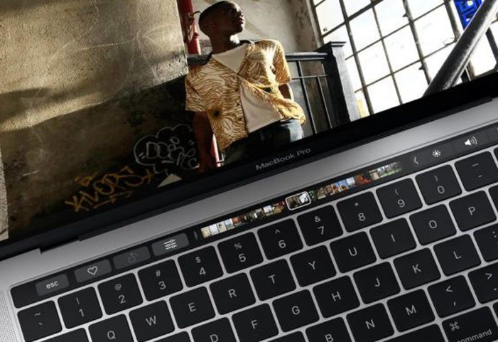 Spotify Dukung Touch Bar Baru pada Apple MacBook Pro