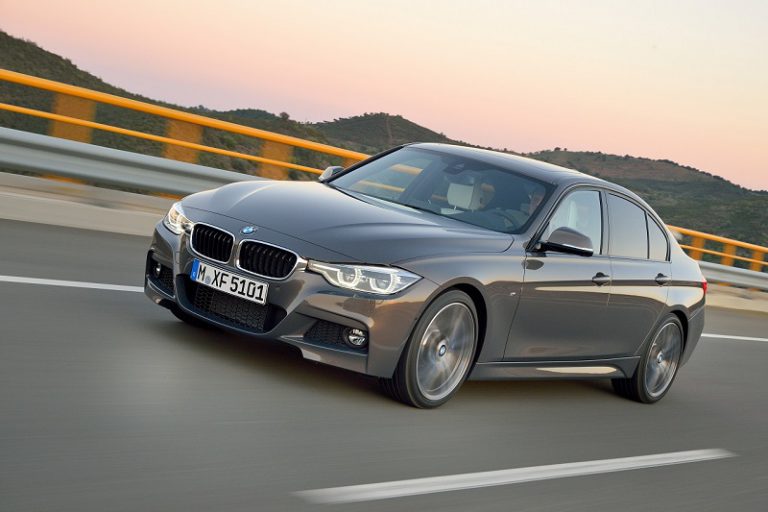 BMW Seri 3 Raih "Top Safety Pick+" dari IIHS