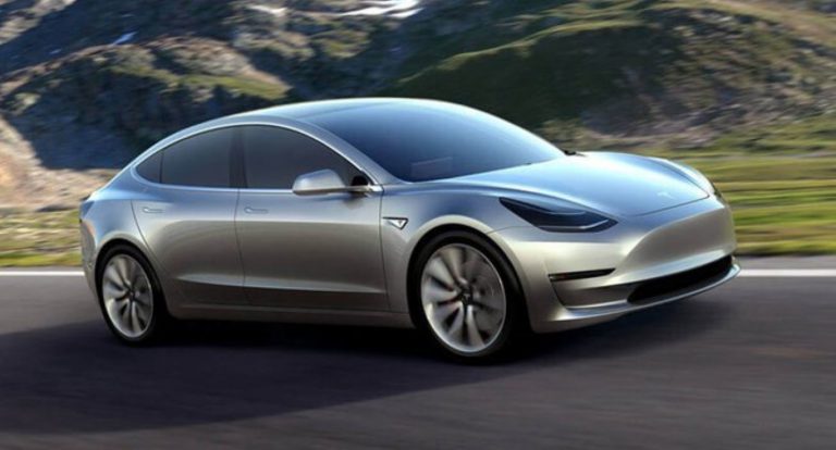 Juli 2017, Tesla Model 3 Akan Masuk Tahap Produksi