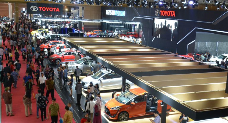Toyota Berhasil Catat Pemesanan Sebanyak 4.652 Kendaraan Selama 11 Hari IIMS 2017