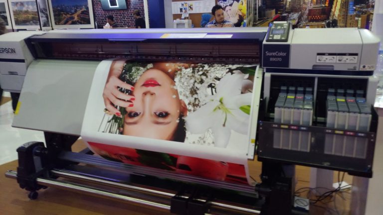 Teknologi Terbaik dan Ramah Lingkungan Jadi Keunggulan Printer ‘Signage’ Epson