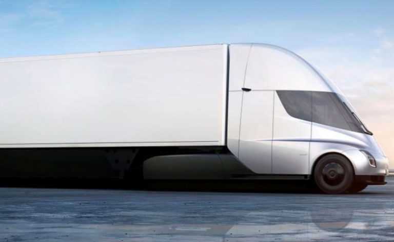 Saat Momen Debut Semi Truck, Tesla Sisipkan Bocoran Mobil Sport Elektrik