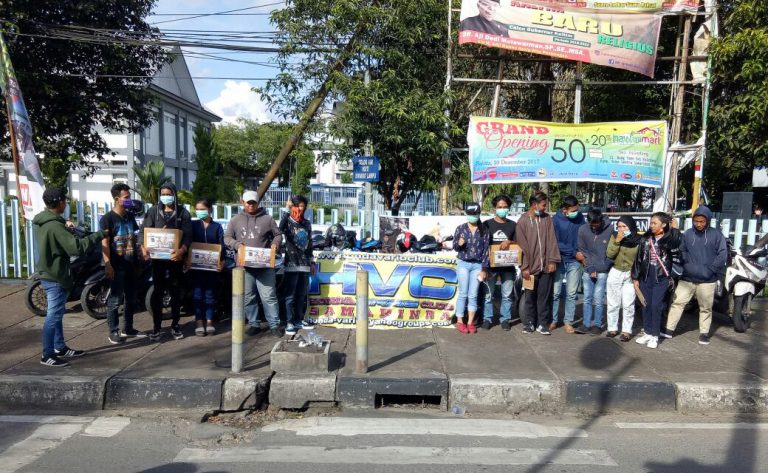 Komunitas Honda Vario (HVC) Kalimantan Timur Lakukan Aksi Sosial untuk Bantu Bencana di Kabupaten Asmat