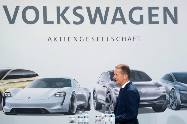 Volkswagen Merencanakan ‘Serangan Elektrik’ Melawan Tesla