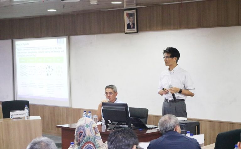 Tingkatkan Kompetensi di Bidang TI, Netika Indonesia dan QUNIE Bersama SBM-ITB Gelar Seminar Big Data dan IoT