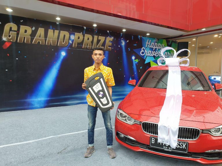 Ikuti EraVersary, Pria ‘Hoki’ Asal Solo Bawa Pulang BMW 320i Luxury