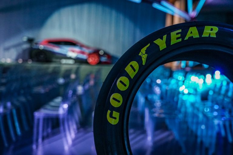 Goodyear Menjadi Pemasok Ban Dunia Pertama Dalam Ajang Balap Pure ETCR 2020