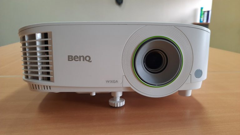 BenQ EW600: Smart Projector untuk Bisnis Berbasis Android yang Bikin Nyaman Penggunanya