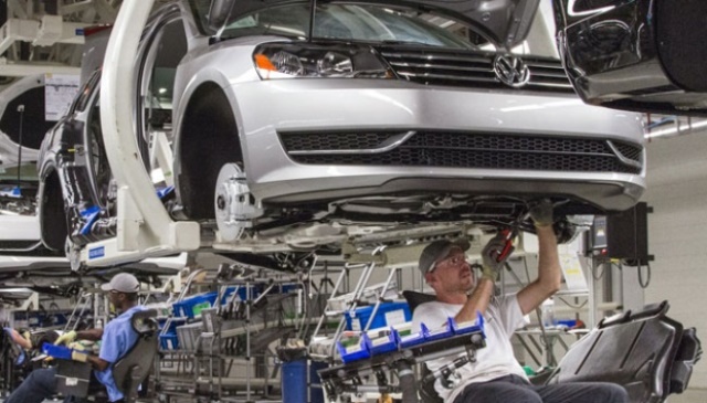Produksi Terhenti, VW Harus Tetap Gelontorkan Rp39 Triliun Per Pekan