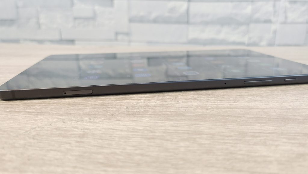 Galaxy Tab S6 Lite bawah1