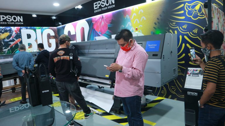 Sambut 2021 Epson Perkenalkan Printer Tekstil Industri Sublimasi 76 Inci Pertama, Epson SureColor SC-F10030