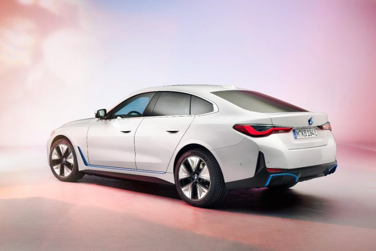Hyundai, BMW, Stellantis dan Dua Perusahaan Otomotif Lainnya Tarik Ribuan Kendaraan di Korea