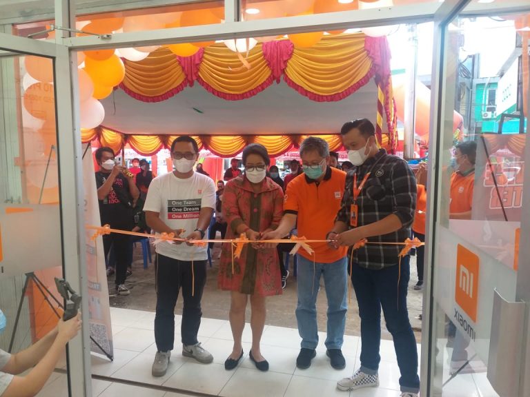 Serentak, Xiaomi Resmikan 30 Mi Shop di 30 Lokasi Berbeda