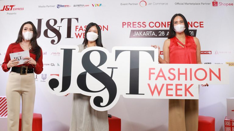 Fasilitasi Transaksi Jual Beli Online Produk Fesyen, J&T Express Gelar J&T Fashion Week
