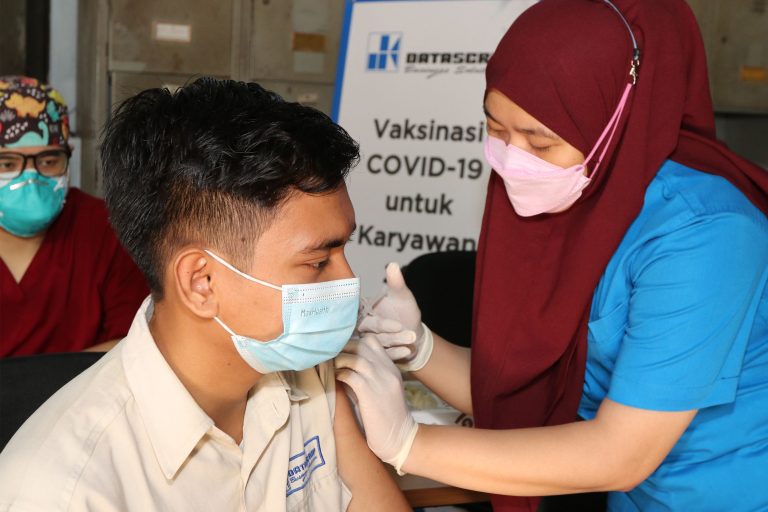 Dukung Program Vaksinasi Covid-19, Datascrip Lakukan Program Vaksinasi Gotong Royong untuk Karyawannya