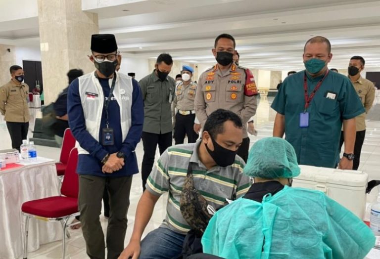 Program Vaksinasi Merdeka dari Polda Metro Jaya Didukung Bukalapak