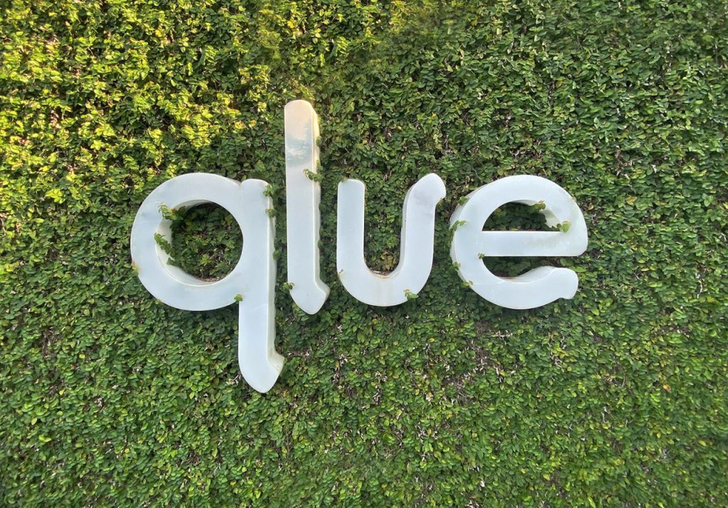 Qlue Signage 1 1