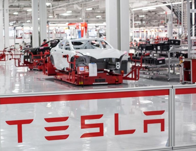 Penjualan Tesla Buatan China Melorot, BYD Catat Rekor 31 Persen