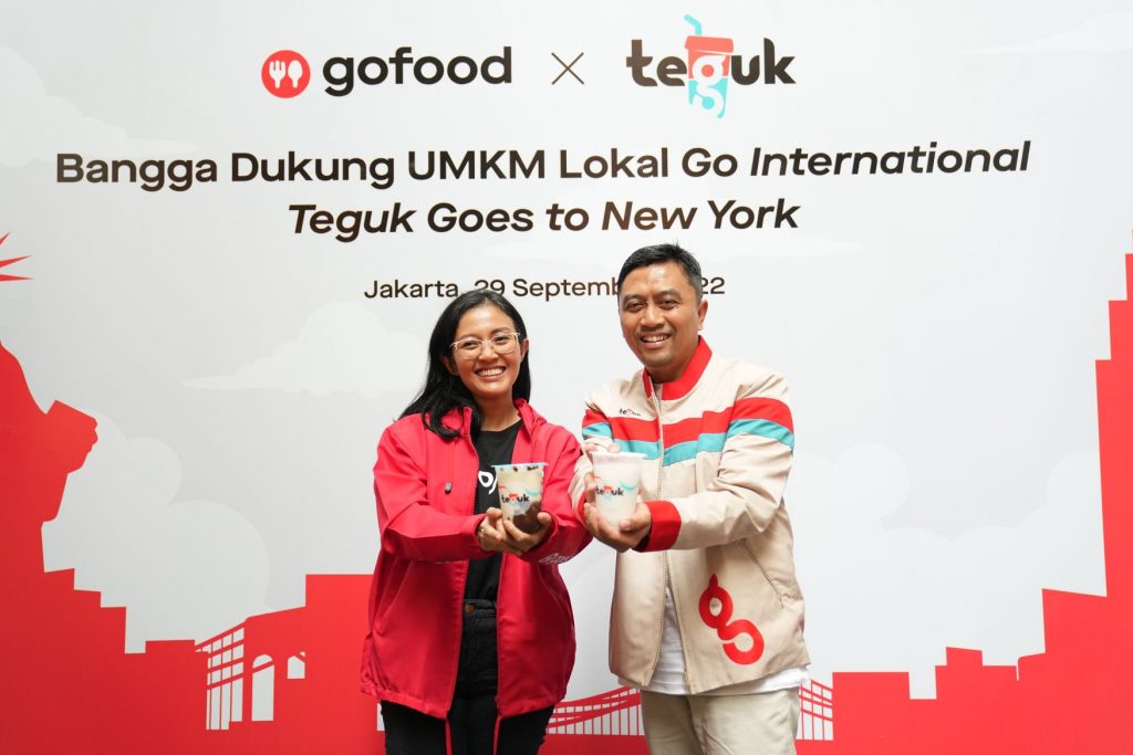 Foto 2 GoFood x Teguk Goes to New York compress8