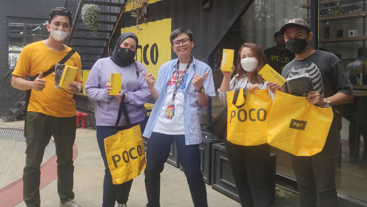 POCO C40 at POCO Store 3.jpeg