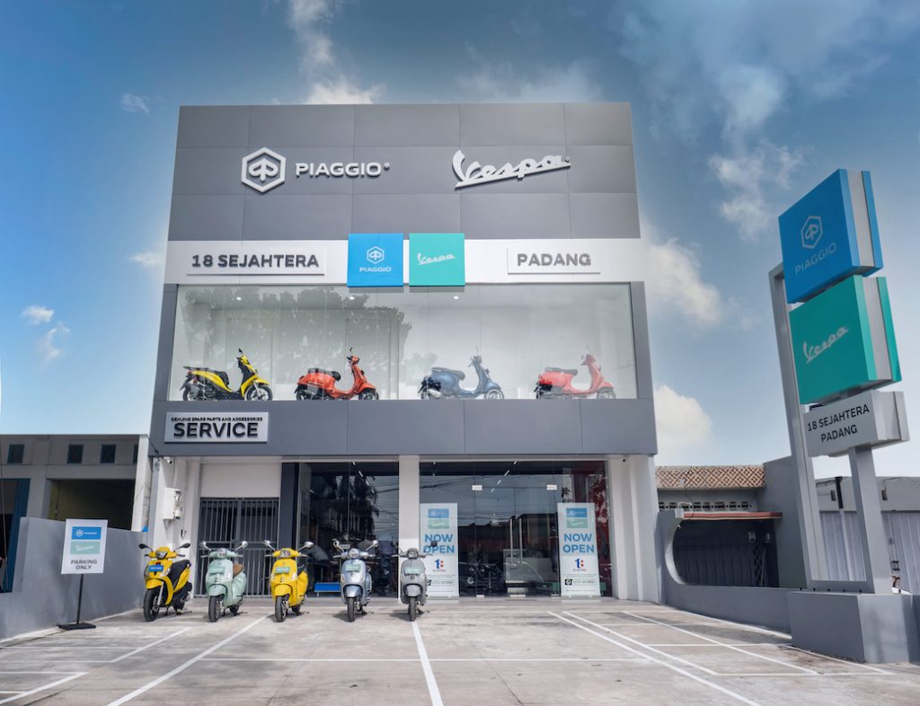 1. Dealer Premium Motoplex 2 Brands Baru di Padang