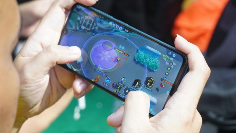 POCO M5 Series Meriahkan Pokemon Festival Terbesar di Indonesia