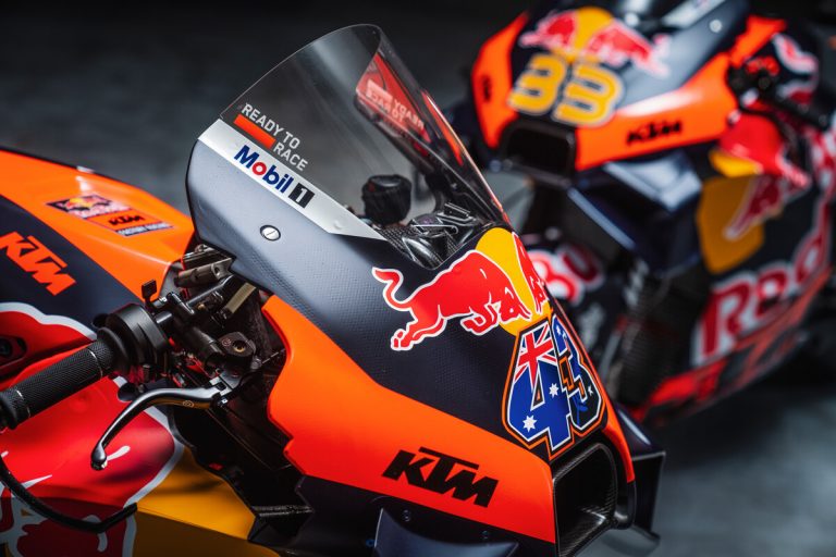 ExxonMobil Kolaborasi dengan Red Bull KTM Factory Racing untuk Pelumas dan Bahan Bakar MotoGP