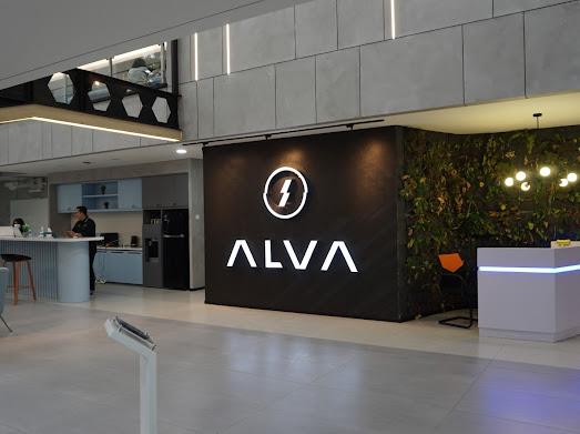 Kolaborasi dengan NeverTooLavish, ALVA Luncurkan Tiga Produk Stylish di IIMS 2023