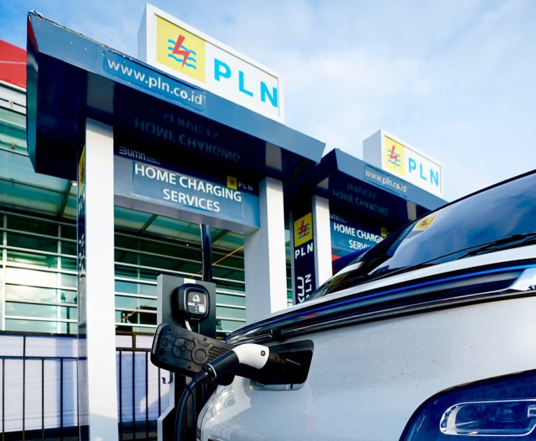 Gandeng ATPM, Pembeli Mobil Listrik Bisa Pasang Gratis Layanan PLN Home Charging di Rumah