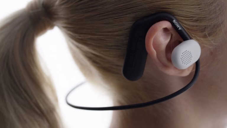 Sony Luncurkan Float Run, Headphone Off-Ear yang Dirancang Khusus untuk Pelari dan Atlet