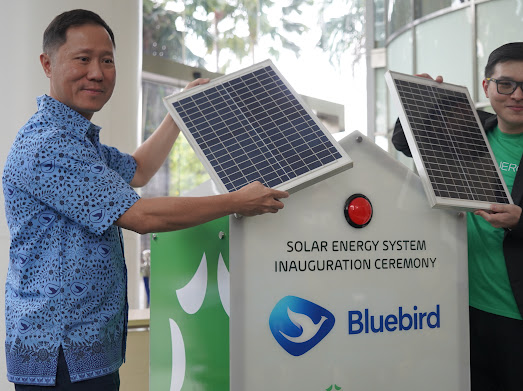 Gandeng SUN Energy, Bluebird Bakal Terapkan Smart Solar Panel di Area Pool
