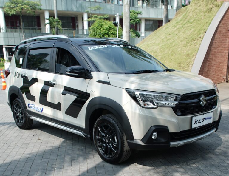 Suzuki Hadirkan New XL7 Hybrid, Mobil Keluarga yang Ramah Lingkungan