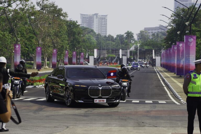 BMW i7 Jadi Kendaraan Ramah Lingkungan untuk KTT ke-43 ASEAN 2023