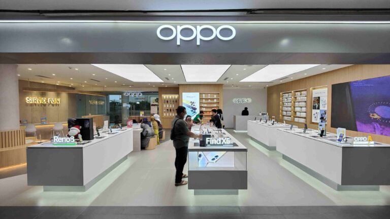 Sukses 10 Tahun di Industri, OPPO Resmikan OPPO Experience Store Terbaru di Kediri