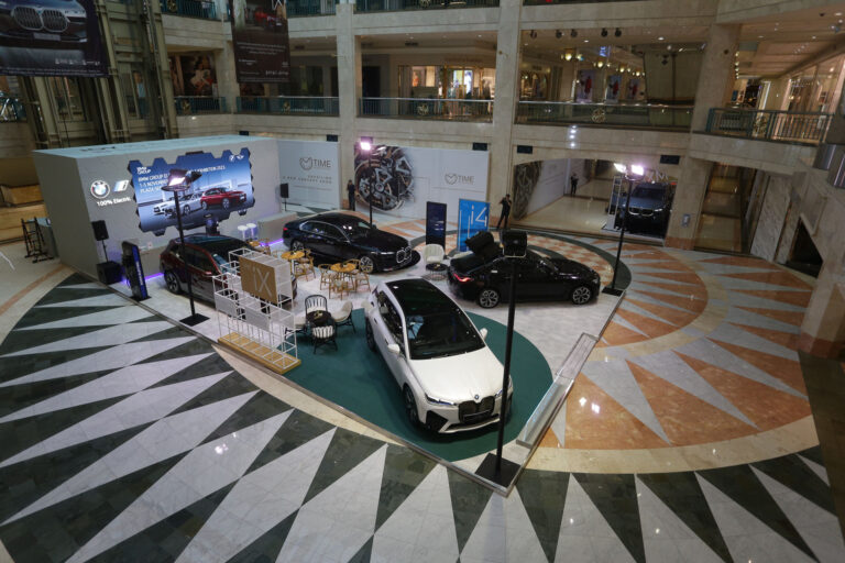 Pertama Kalinya! BMW Group Electric Exhibition 2023 Hadirkan Line-up Lengkap Kendaraan Listrik dari BMW dan MINI