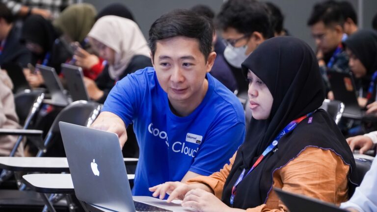 Gelar DSW 2023, Telkomsel x Data Science Indonesia Hadirkan Ekosistem Digital yang Tangguh dan Berkelanjutan