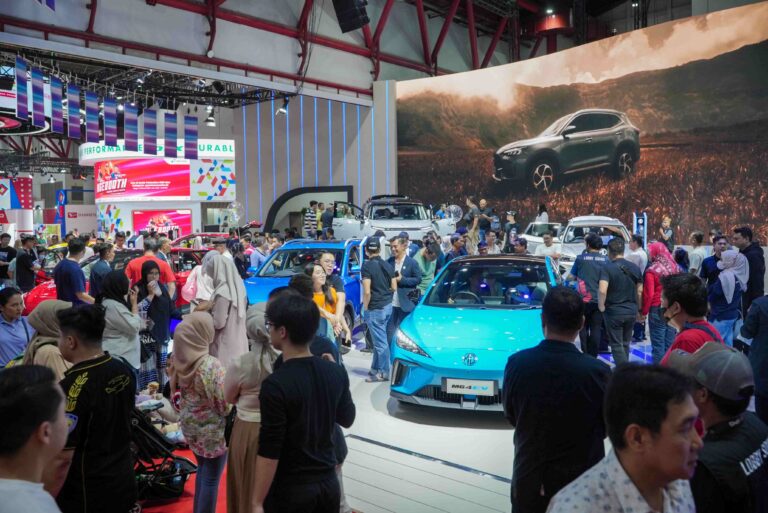 MG Sukses Besar di IIMS 2024: Catatkan 1.668 SPK, Model 4 EV Paling Diminati