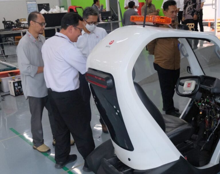 BRIN Gandeng PT SGMW Motor Indonesia Wujudkan Kendaraan Listrik dan Otonom