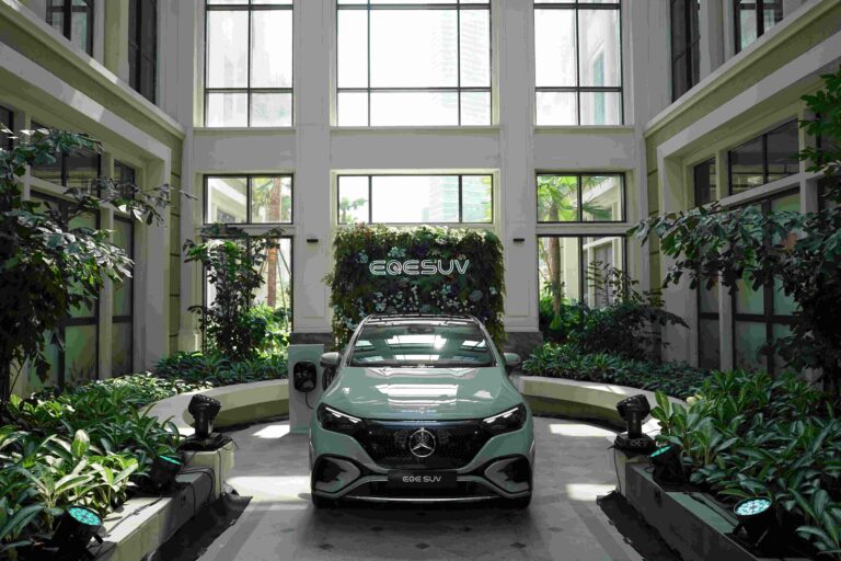 Harga Rp2,8 Miliar, Mercedes-Benz EQE SUV Resmi Diperkenalkan di Tanah Air