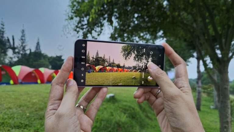 Lewat Galaxy A35 5G, Samsung Bagikan Tips dan Trik Fotografi Camping yang Menarik