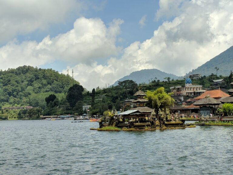 Aplikasi Agoda Catat Kolam Renang Jadi Pilihan Banyak Wisatawan Saat Menginap